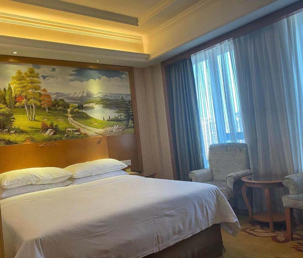 Vienna International Hotel Hangzhou Zhuantang Art School Wenyan Екстериор снимка